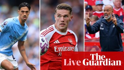 Încălzirea meciurilor Diosidades Liverpool contra Arsenal și Celtic contra Rangers – ziua meciului în direct, cum s-a întâmplat | Liga Premieră a Angliei.

sau

Pregătirile pentru confruntările dintre Liverpool și Arsenal, respectiv Celtic și Rangers – transmisiune live a evenimentelor de pe teren | Campionatul de Fotbal din Anglia.