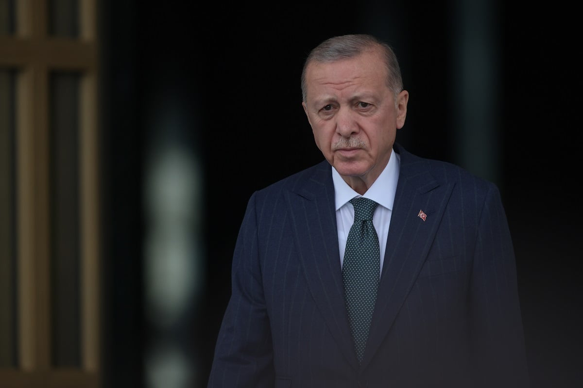 Turcia sprijină inițiativa de unire a tuturor actorilor implicați în promovarea păcii în Ucraina / Erdogan a discutat cu Putinea noastră”