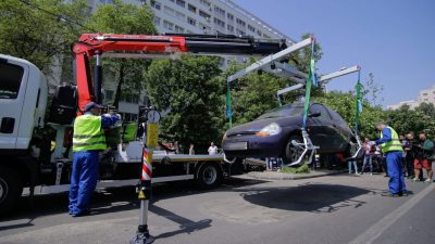 Sector 2 | Primăria intenționează să confişte autovehiculele utilizate pentru depozitarea ilegală a deșeurilor