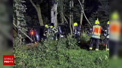 Un incident șocant s-a petrecut în Germania, unde un apel de urgentă a fost inițial realizat automat de la telefonul mobil al unuia dintre cetățenii români decedați. Serviciul de intervenție a fost chemat și a descoperit o scenă tragică, care a lăsat o amprentă dureroasă asupra echipajului de pompieri.