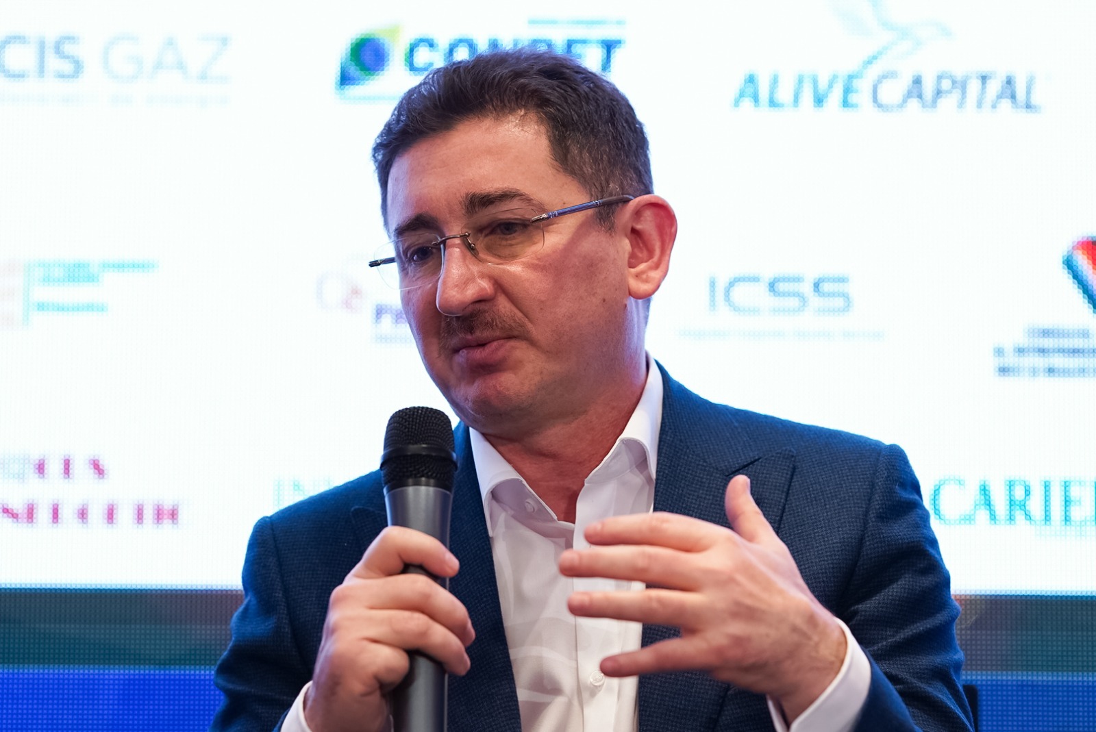 Consiliul Concurenței a aprobat cu condiții achiziționarea Telekom Romania Mobile Communications de către Vodafone, precum și preluarea unor active ale acestei companii de către Digi România.