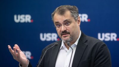 Cristian Ghinea, senator USR, subliniază necesitatea unei colaborări responsabile între partidele afiliate lui Ilie Bolojan și Dominic Fritz; prioritatea fiind găsirea modalităților de împiedicare a unei alianțe între PSD și naționaliști în următorii cinci aniea noastră”