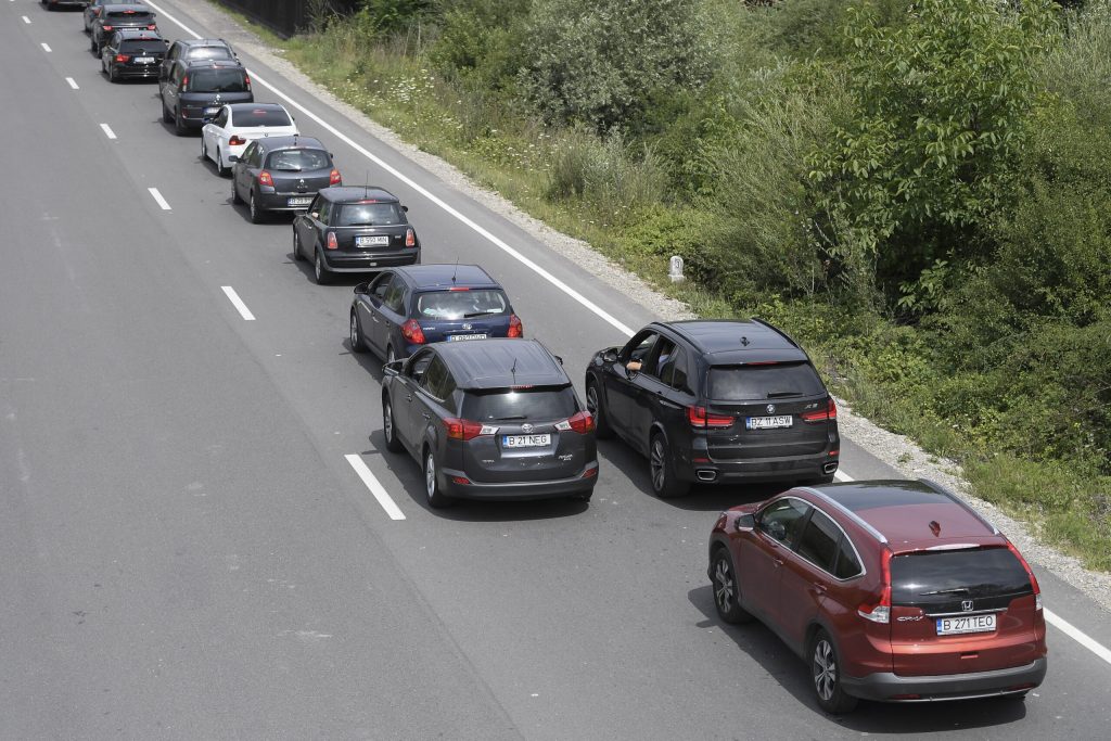 [ad_1] Restricții de circulație pe DN1A în noaptea de 27 spre 28 august pentru lucrări de lărgire Autoritățile anunță că, în noaptea de 27 august, între orele 22:00 și 06:00, circulația pe DN1A va fi restrictionată pe segmentul cuprins între km 12+800 și km 13+300