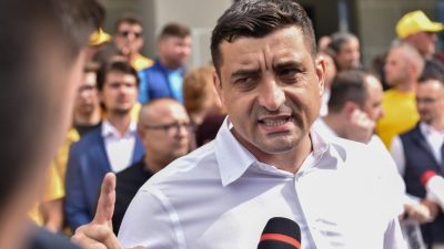 George Simion critică situația românilor, acuzând că aceștia se confruntă cu sărăcie în timp ce ucrainenii beneficiază de privilegii sociale, asemănător cu poziția președintelui polonez Karol Nawrocki.ea noastră”