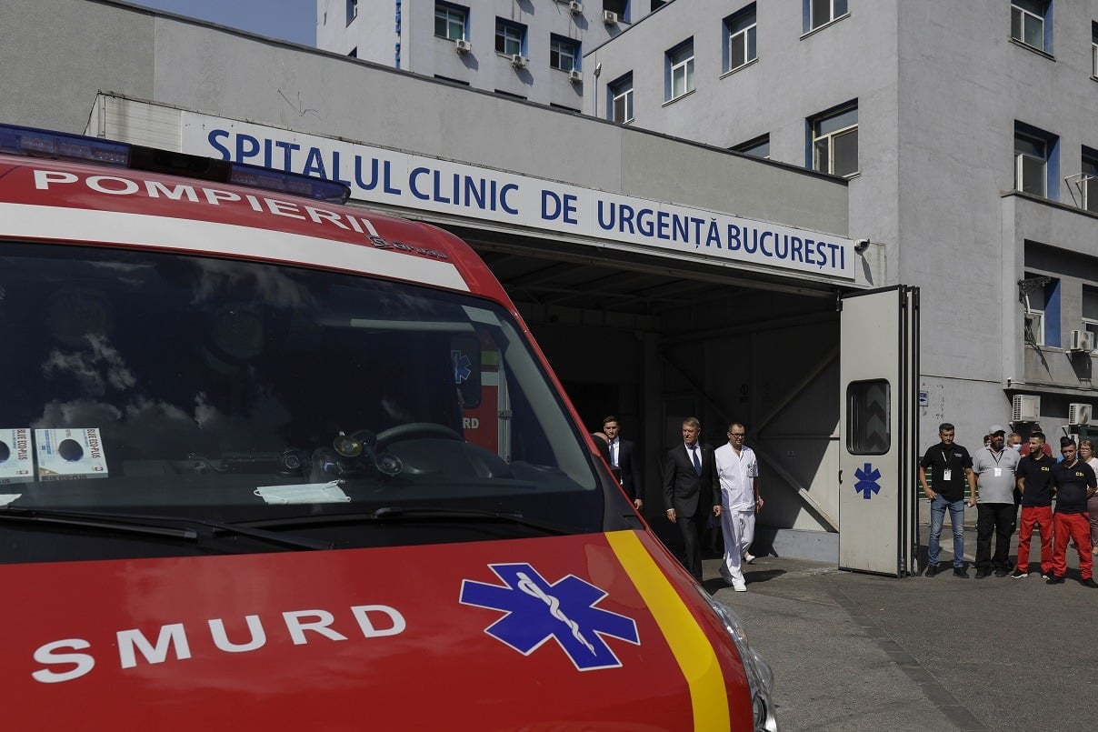 Plângere la Parchet privind centrul de arși de la Spitalul Floreasca: „ conform cu normele” doar formal / Pacientă infectată cu o bacterie rară în timp ce în salon au fost văzuți gândaciea noastră”