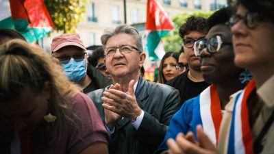 Jean-Luc Mélenchon anunță inițierea unei proceduri de destituire a lui Emmanuel Macron în Parlament, pe 23 septembrie / “Cea mai scurtă cale este ca liderul să plece”ea noastră”
