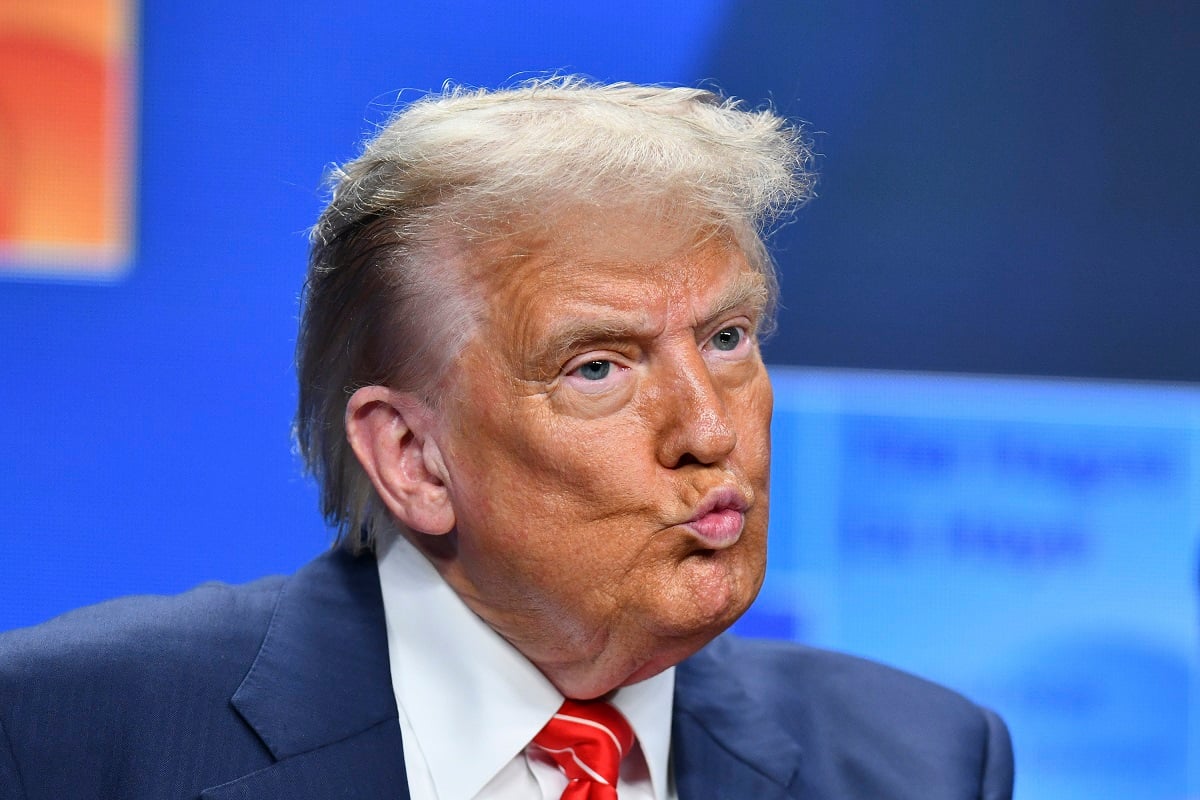 Am soluționat disputa dintre Azerbaidjan și Albania / Egalitate comedică a lui Trump din conferința din Marea Britanie, când a pronunțat greșit numele Azerbaidjanului și a confundat Armenia cu Albaniaea noastră”