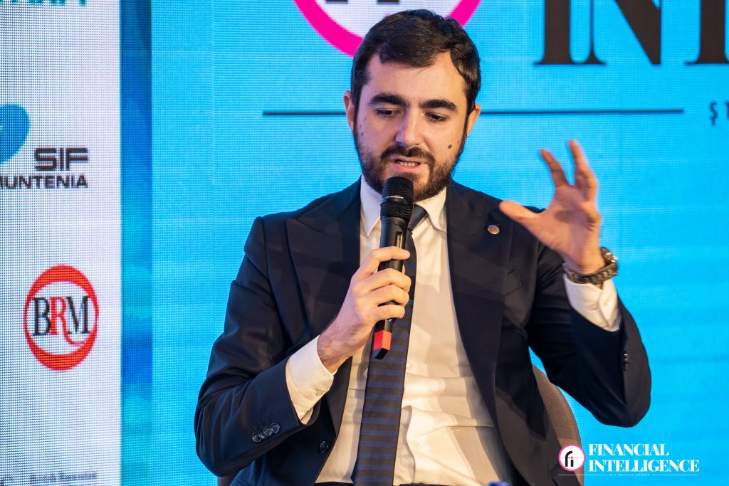 Năsui comentează despre metoda de plată gradată a pensiei private: Lobby-ul triumfă odată în plus; Pierdere pentru români