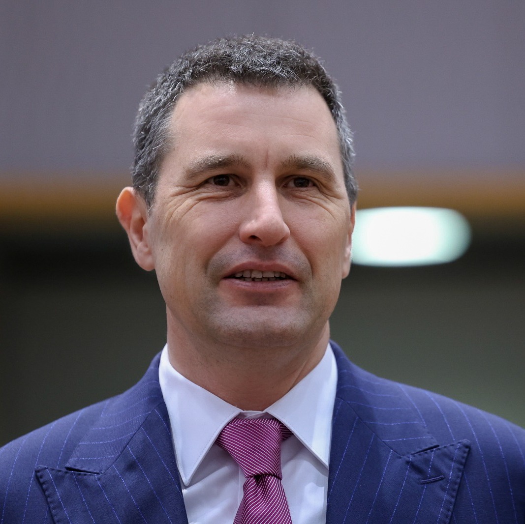 Propunerea ca pensia și salariul să nu mai fie cumulate există, va fi aplicabilă și pentru militari, dar și pentru foști polițiști, afirmă Tanczos Barna.