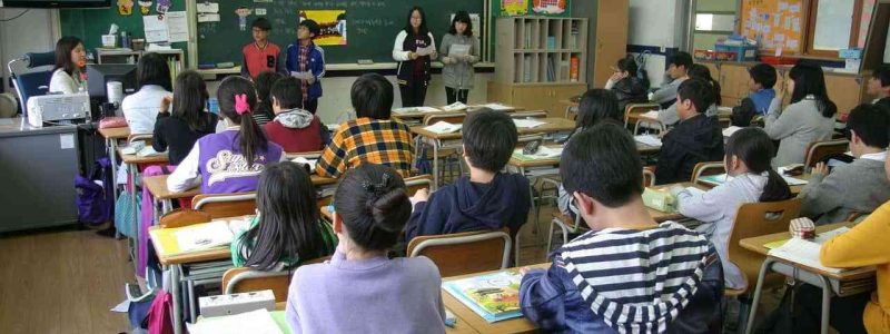 School-class.jpg - JurnalUrban