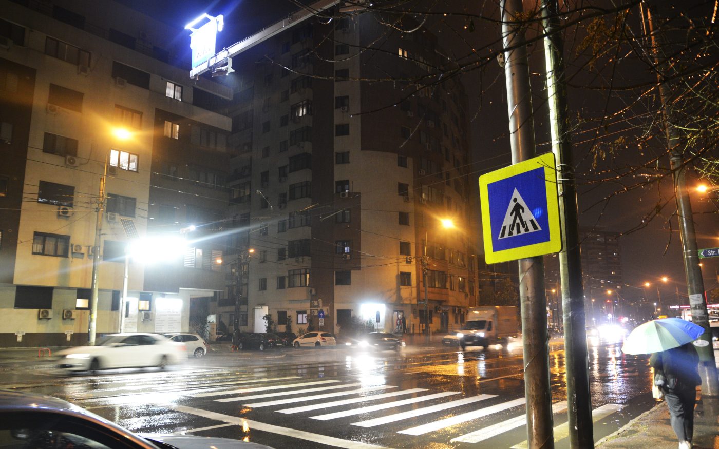 Primăria Municipiului București depune eforturi de trei ani pentru iluminarea tronsoanelor pietonale din 149 de zone, însă proiectul continuă să fie în etapa de analiză și planificare.