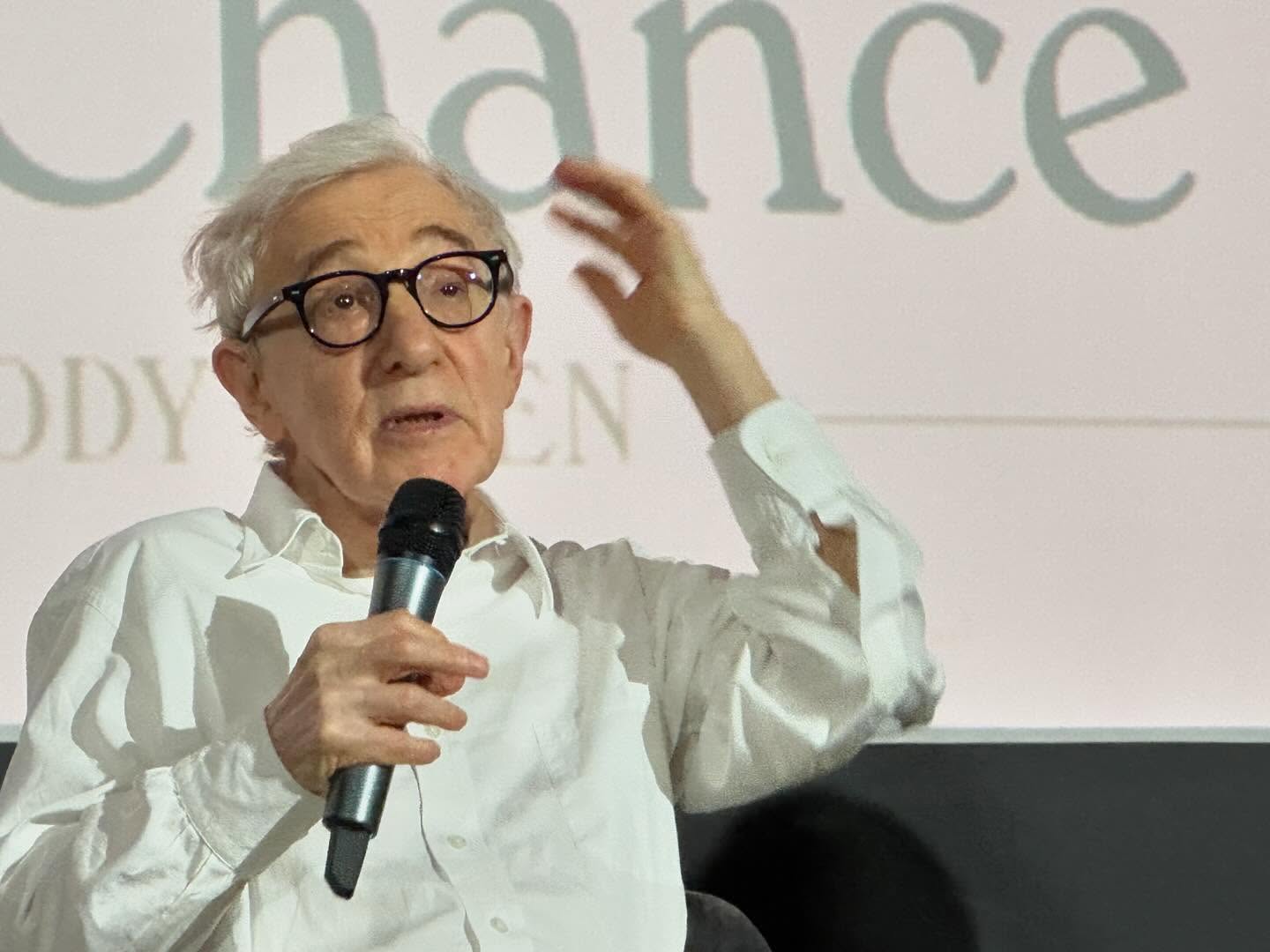 Guvernul ucrainean critică prezența lui Woody Allen la Săptămâna Filmului de la Moscova: „O insultă și o rușine pentru victimele actorilor și regizorilor ucraineni”ea noastră”