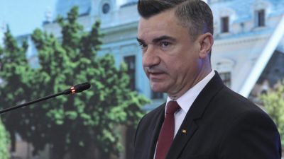 Primarul ieșean Mihai Chirica, acuzat de abuz de putere în legătură cu dosarul privind beneficiarii unor pensii de la Primăria Iași, cu un prejudiciu estimat la suma de opt milioane de lei.