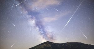 Ploaia de Stele Perseide din anul 2025. Cel mai impresionant spectacol de stele căzătoare din această sezon cald va putea fi urmărit în săptămâna care urmează. Data exactă când va atinge intensitatea maximă.