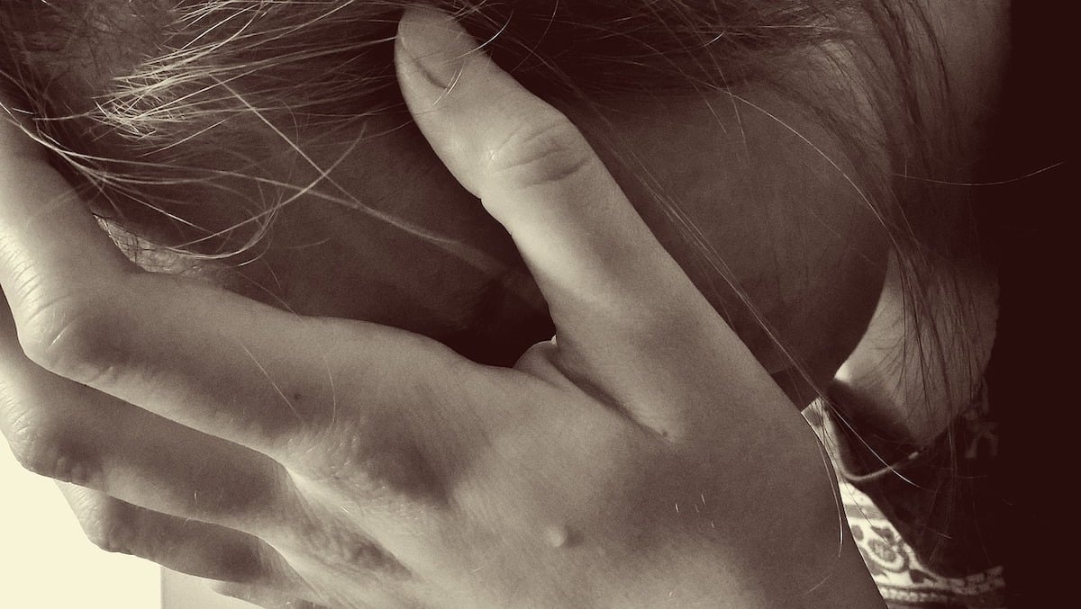 Fetiță de 13 ani din Covasna, dispărută, descoperită la domiciliul unui bărbat de 36 de ani cunoscut online; acesta a fost arestat pentru violea noastră”