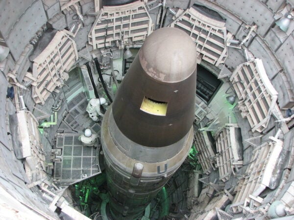 China refuză să participe la discuțiile trilaterale cu SUA și Rusia privind dezarmarea nuclearăea noastră”