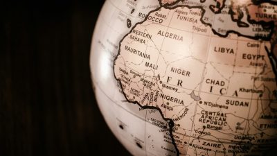 China își ajustează rapid direcția exporturilor către Africa în urma noilor tarife vamale aplicate de administrația Trumpea noastră”