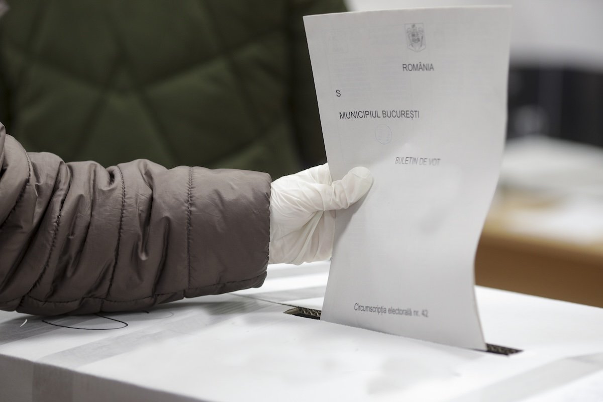 Alegeri pentru Primăria Capitalei | Grindeanu avertizează că va suspenda coaliția în cazul în care PNL și USR depun candidaturi separate. Replica lui Drulă