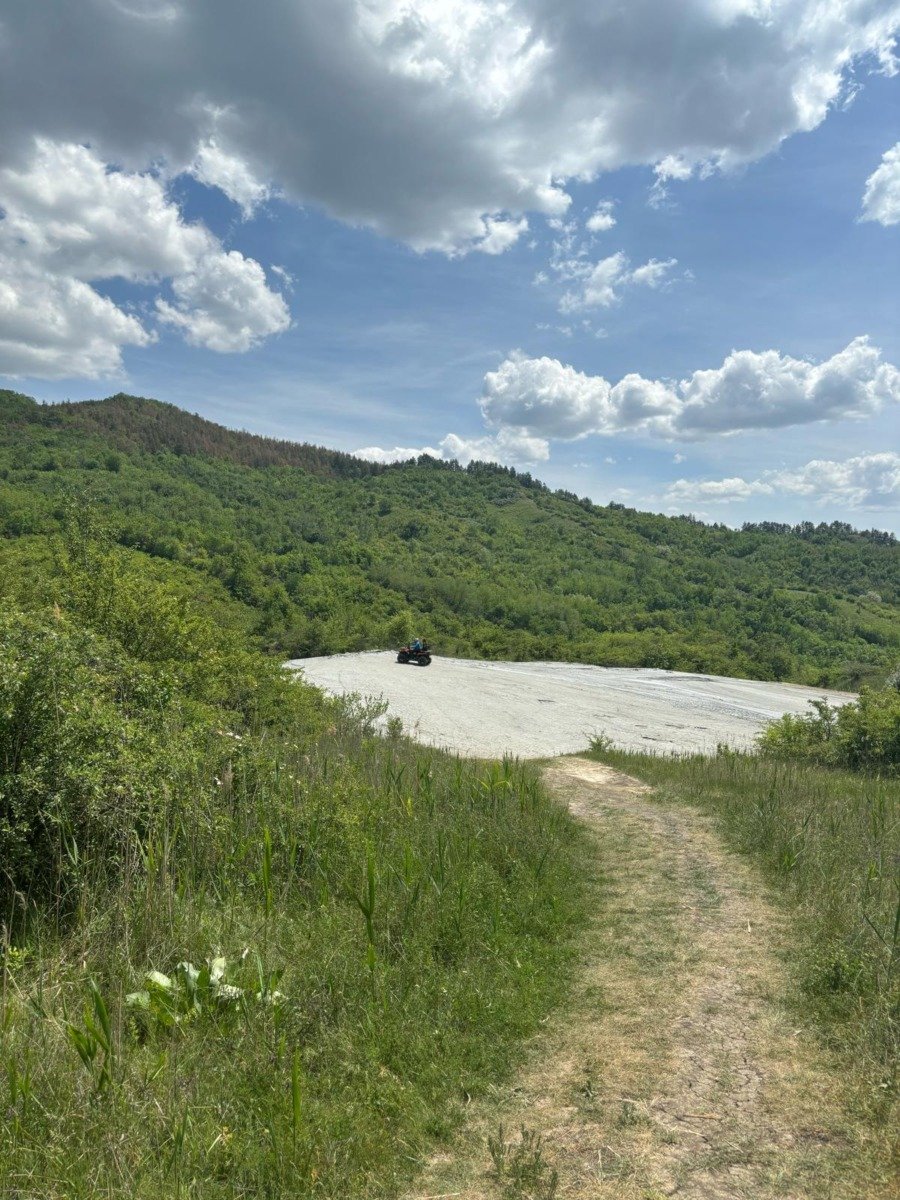 Vulcanii noroioși din Buzău, examinați cu drone pentru explorarea structurii subterane și urmărirea emisiilor de gazeea noastră”