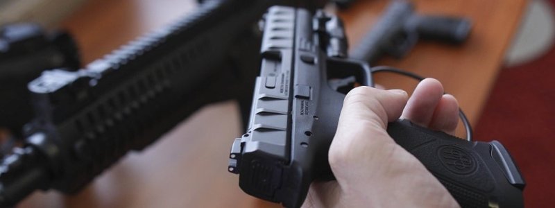 beretta-pistol-romarm.jpg - JurnalUrban