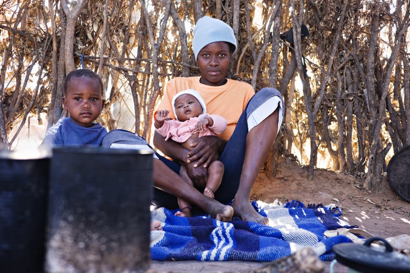 Botswana a instituit stare de urgență sanitară din cauza penuriei de medicamente esențiale, în urma reducerii asistenței din partea Statelor Unite și a dificultăților financiare ale sectorului publicea noastră”