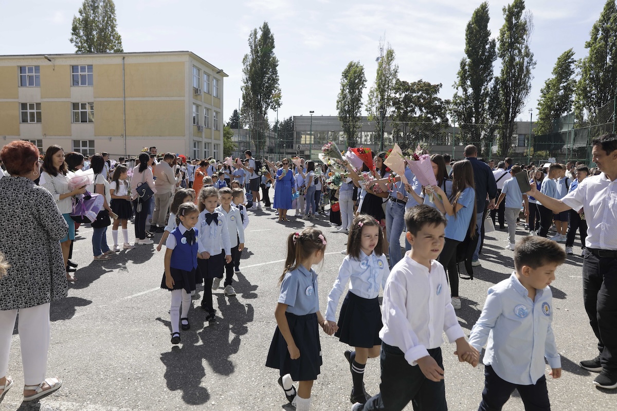 Analiza zonelor școlare din București: cartierele cu instituții de calitate și cele cu rezultate slabe | Studiu despre impactul mediului educațional asupra viitorului elevilor