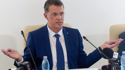 Ionuț Moșteanu: Guvernul va prelua responsabilitatea pentru cinci pachete distincte, având un precedent similar în perioada lui Bocea noastră”