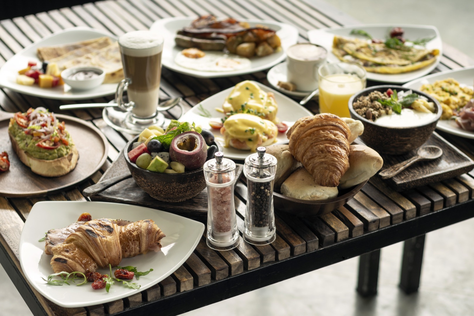 Sfârșitul vacanței all-inclusive aduce kilograme în plus: sfaturi de la nutriționiști despre alegerile alimentare în restaurantele de acest tipea noastră”