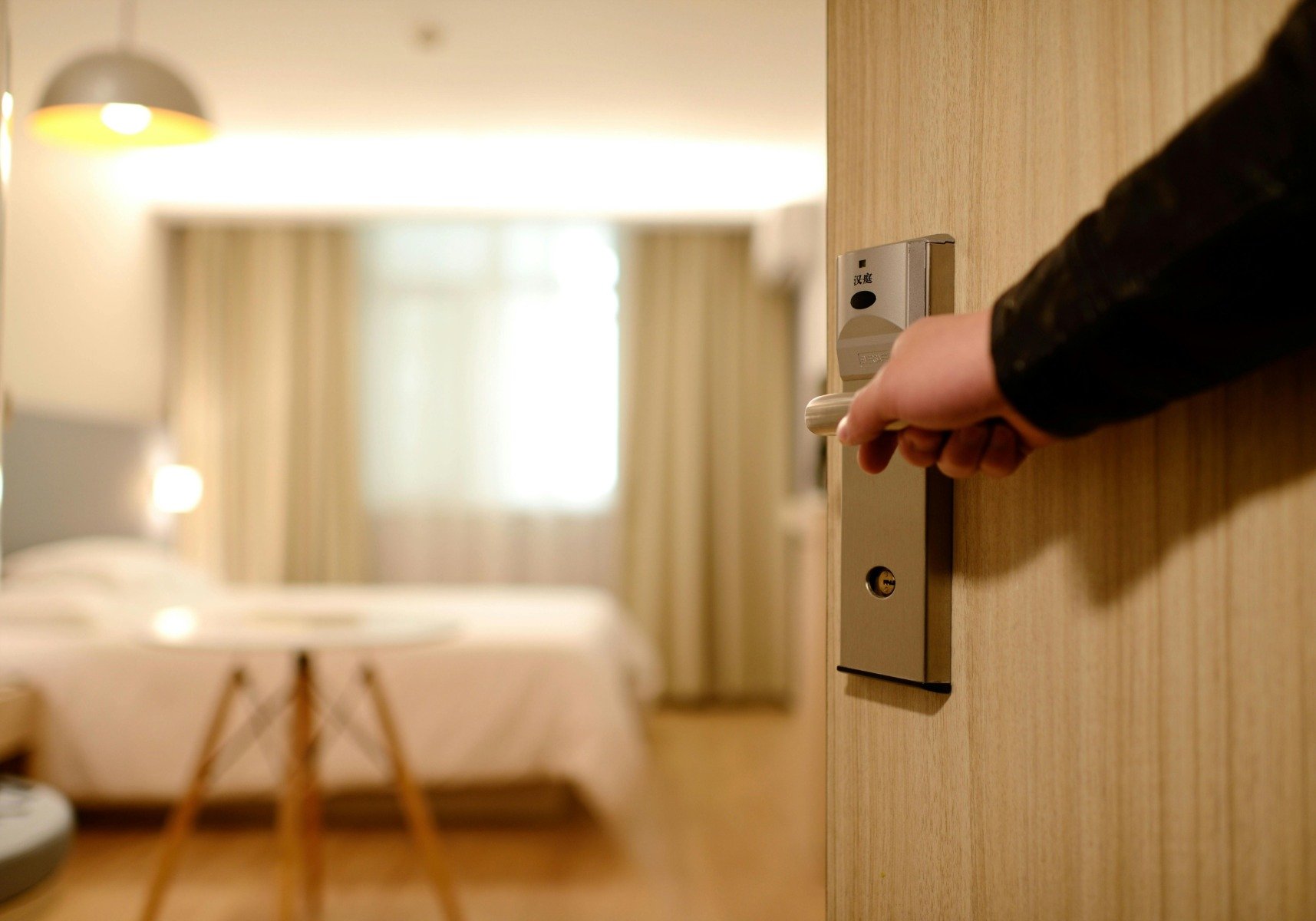 INS: peste 777.750 de turiști au vizitat Capitala în primele cinci luni din 2025, iar 13% dintre aceștia au preferat să închirieze apartamente și camere în această perioadăea noastră”