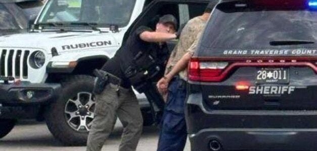 politie-arest-suspect-sua-e1753589208761.jpeg - JurnalUrban