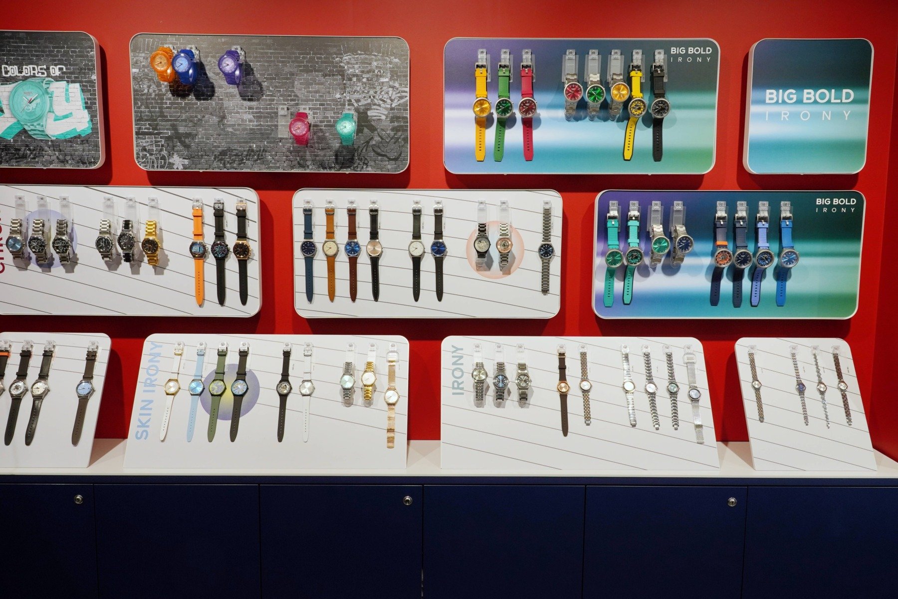 Swatch, compania elvețiană de ceasuri, își cere scuze pentru o campanie publicitară cu imagini cu „ochi oblici”, după reacții negative și amenințări de boicot în Chinaea noastră”