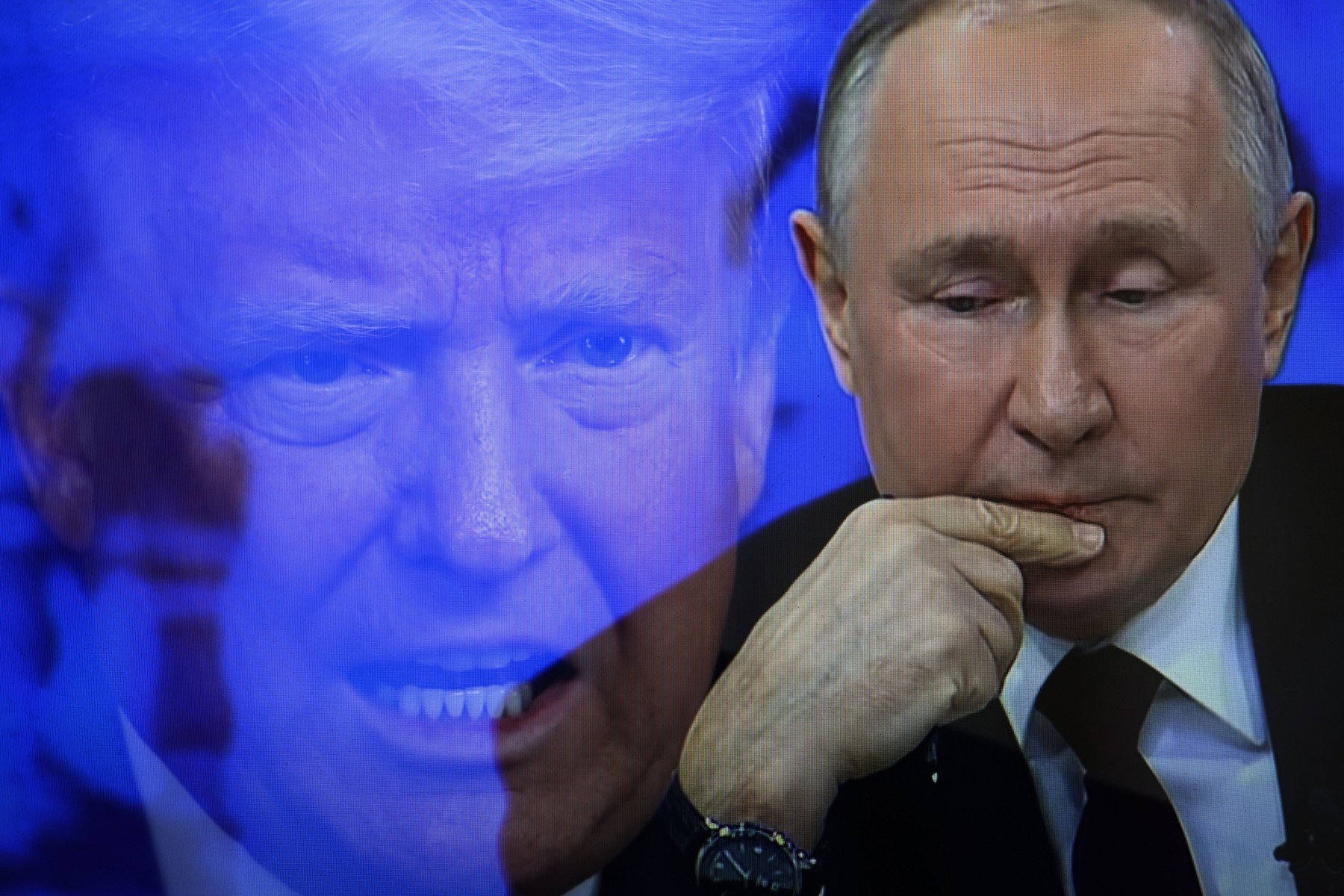 Trump afirmă că Putin “a fost dezamăgit”: Reducerea prețului petrolului ar determina Rusia să renunțe la conflictele cu Ucrainaea noastră”