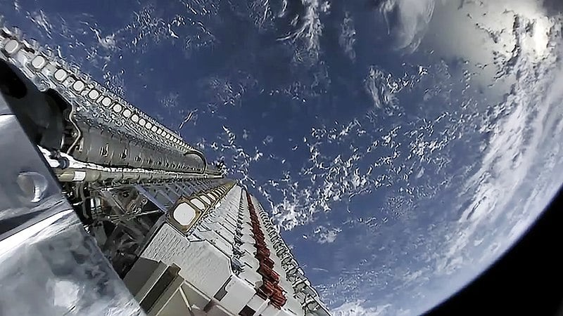 Polonia nu va mai putea achita abonamentul Starlink pentru Ucraina, după ce președintele Nawrocki a respins proiectulea noastră”