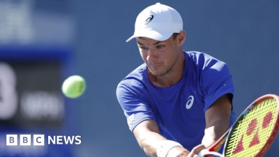 Steaua tenisului polonez întâlnește un fan după un incident viral cu o cască la US Open