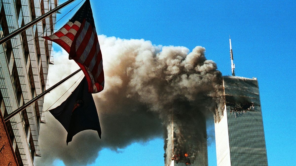 Comemorarea victimelor cele mai tinere si cele mai in varsta ale atacului terorist mortal din 9/11 – un articol de pe un site de stiri importante.