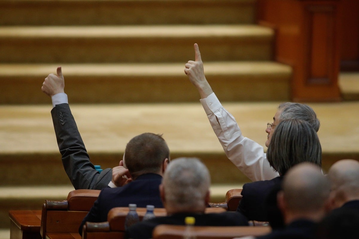 Cum s-ar pronunța parlamentarii din PSD, USR, AUR și UDMR cu privire la proiectul de lege pentru incriminarea avortuluiea noastră”