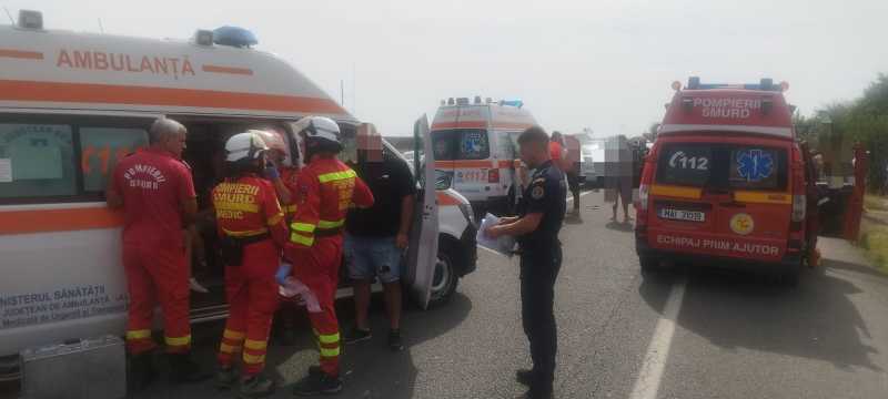 Urmează o reformulare a textului dat: “Județul Ialomița: Coliziune gravă implicând opt indivizi, printre care și tineri, în zona Coșereni; a intrat în vigoare Planul de Urgență Maximă.”