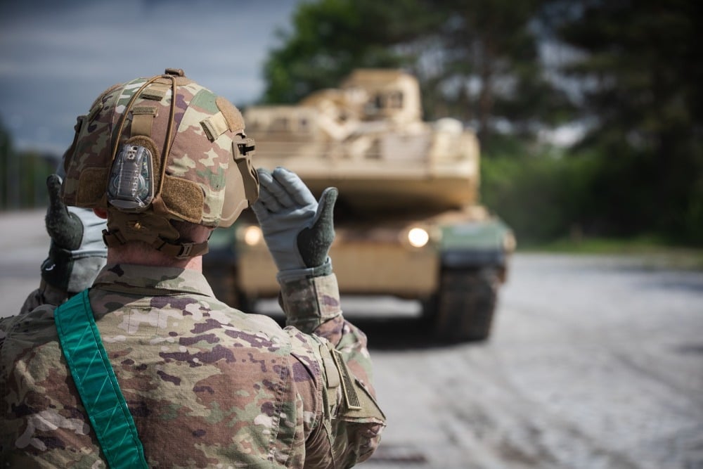 Kremlinul afirmă că NATO se află practic în conflict armat cu Rusiaea noastră”