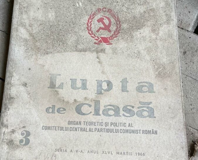 Memorialul țăranilor decedați în timpul rezistenței împotriva colectivizării comuniste, omagiat printr-o expoziție la Muzeul Județean din Buzăuea noastră”