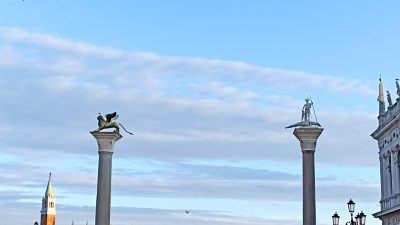 Statuia leului înaripat din Piața San Marco din Veneția, posibil un produs „Fabricat în China”, conform unui studiu al experților italieniea noastră”