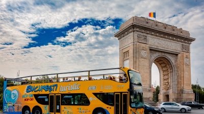Transport gratuit cu autobuzele tematice dedicate Zilelor Bucureștiului, alături de tramvaie de epocă care vor circula în cadrul evenimentului.