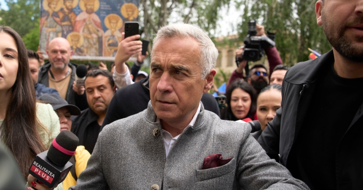 Reformularea textului ar fi: “Călin Georgescu și Horațiu Potra, trimiși în judecată pentru încercare de răsturnare a puterii. Potra solicită protecție politică în Federația Rusă”