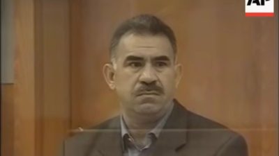 Liderul grupului PKK din Turcia are voie să se întâlnească cu avocații pentru prima dată în ultimii șase aniea noastră”