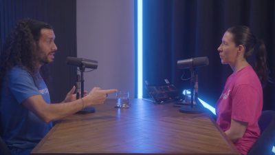 Foști agenți secreți discută despre cel mai costisitor serviciu de dating din America și experiențele lor în găsirea iubirii în cadrul CIAea noastră”