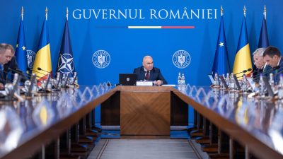 Autorităţile guvernamentale se adună într-o şedinţă programată iniţial pentru ora 16:00, cu scopul de a da avizul pozitiv pentru un număr de acte legislative incluse în Setul al doilea de acţiuni; UPDATE – Întâlnirea a fost reprogramată la ora 17.