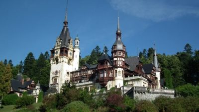 Zilele orașului Sinaia: mii de vizitatori așteptați în weekend, cu închiderea traficului rutier în zona centralăea noastră”