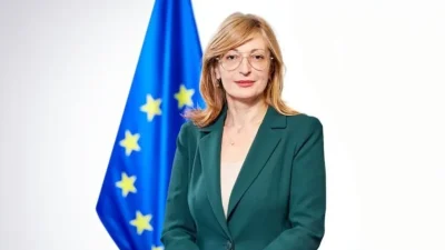 Comisia inițiază o strategie actualizată pentru întărirea infrastructurii tehnologice și de cercetare în Europa