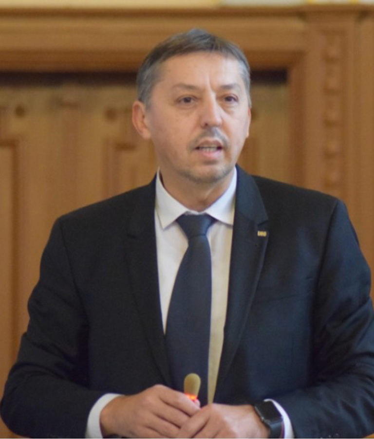 Daniel David: În cazul în care moţiunea simplă este aprobată, chiar dacă nu sunt constrâns, nu mai văd motive pentru a continua ca ministru.