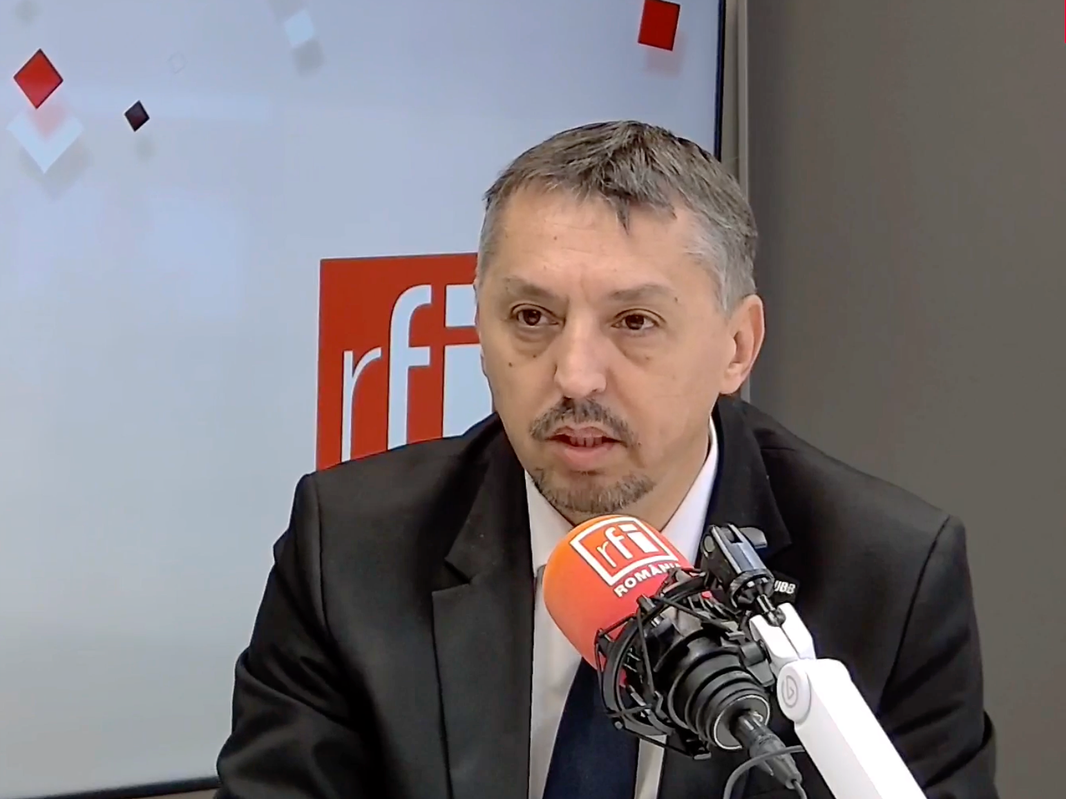 Daniel David: Alegerea mea ca ministru a fost o manifestare de patriotism și responsabilitate față de țară, mai degrabă decât o preocupare pentru propria mea imagineea noastră”
