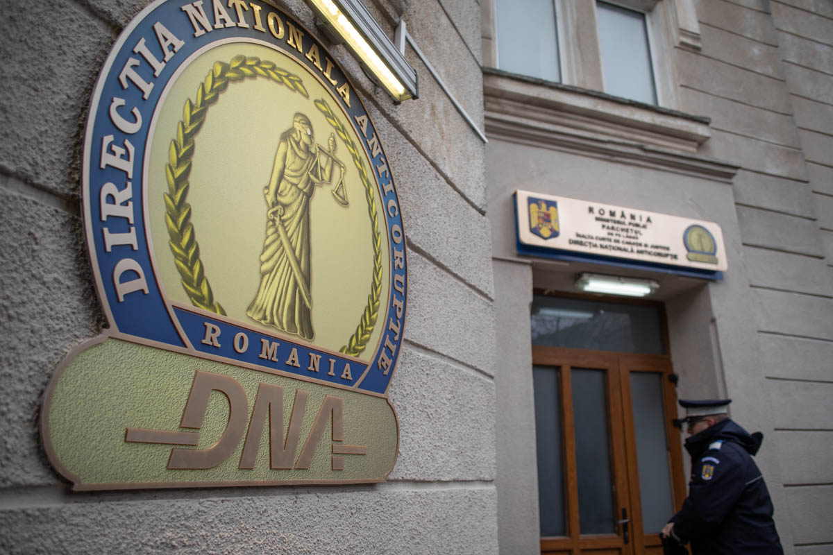 Claudiu Crețu, directorul general al Elcen, se află sub control judicial | Acuzații de corupție legate de o mită de 40.000 de lei de la fratele unui om de afaceri moldovean cu contracte cu companiaea noastră”